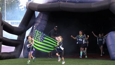 Flag football sights & sounds: Another daughter of a former 49ers QB leads Bay Area team